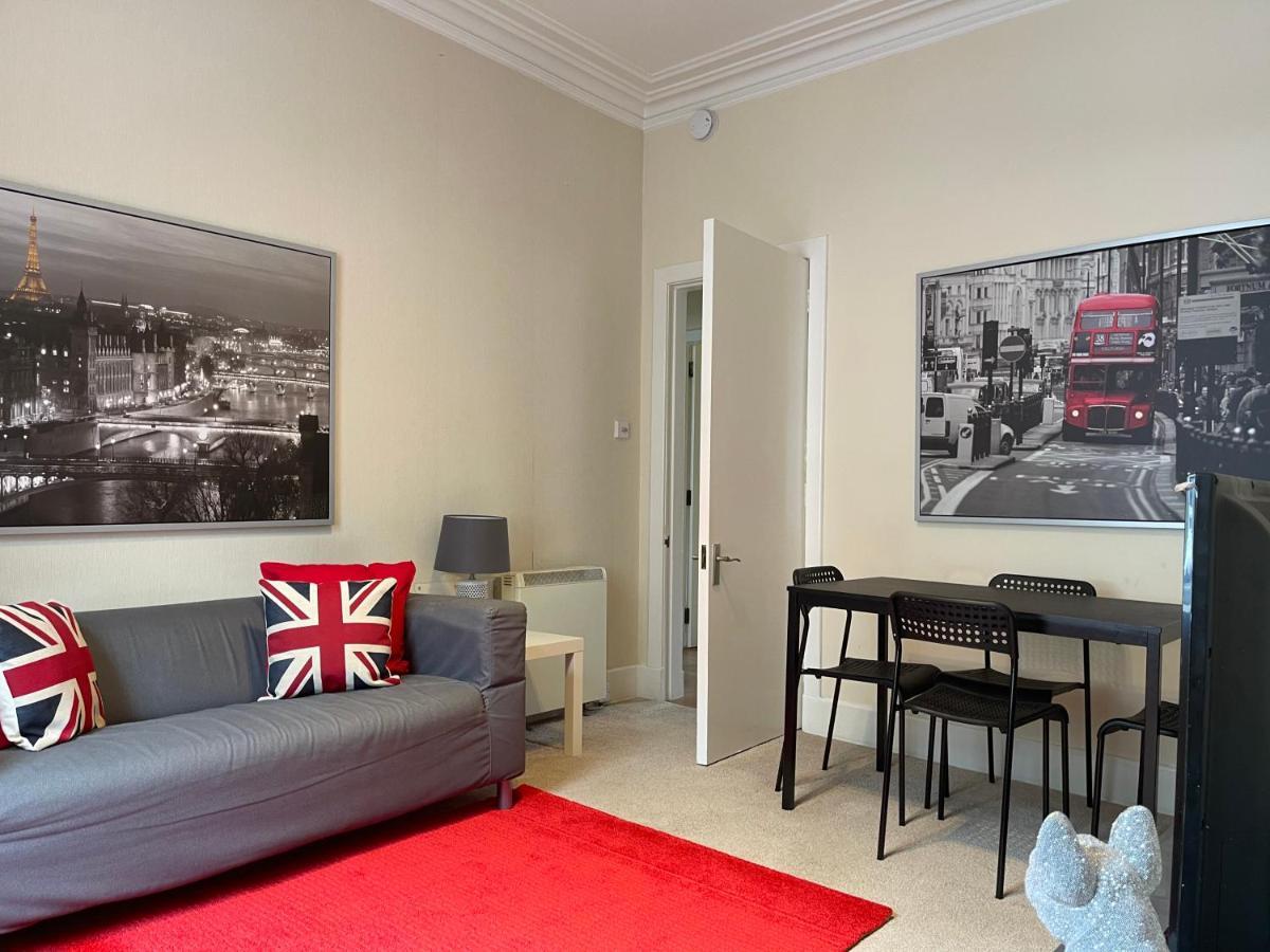 Apartment Beautiful 2 Bedroom Apartment- Prime Location, Centre Aberdeen
