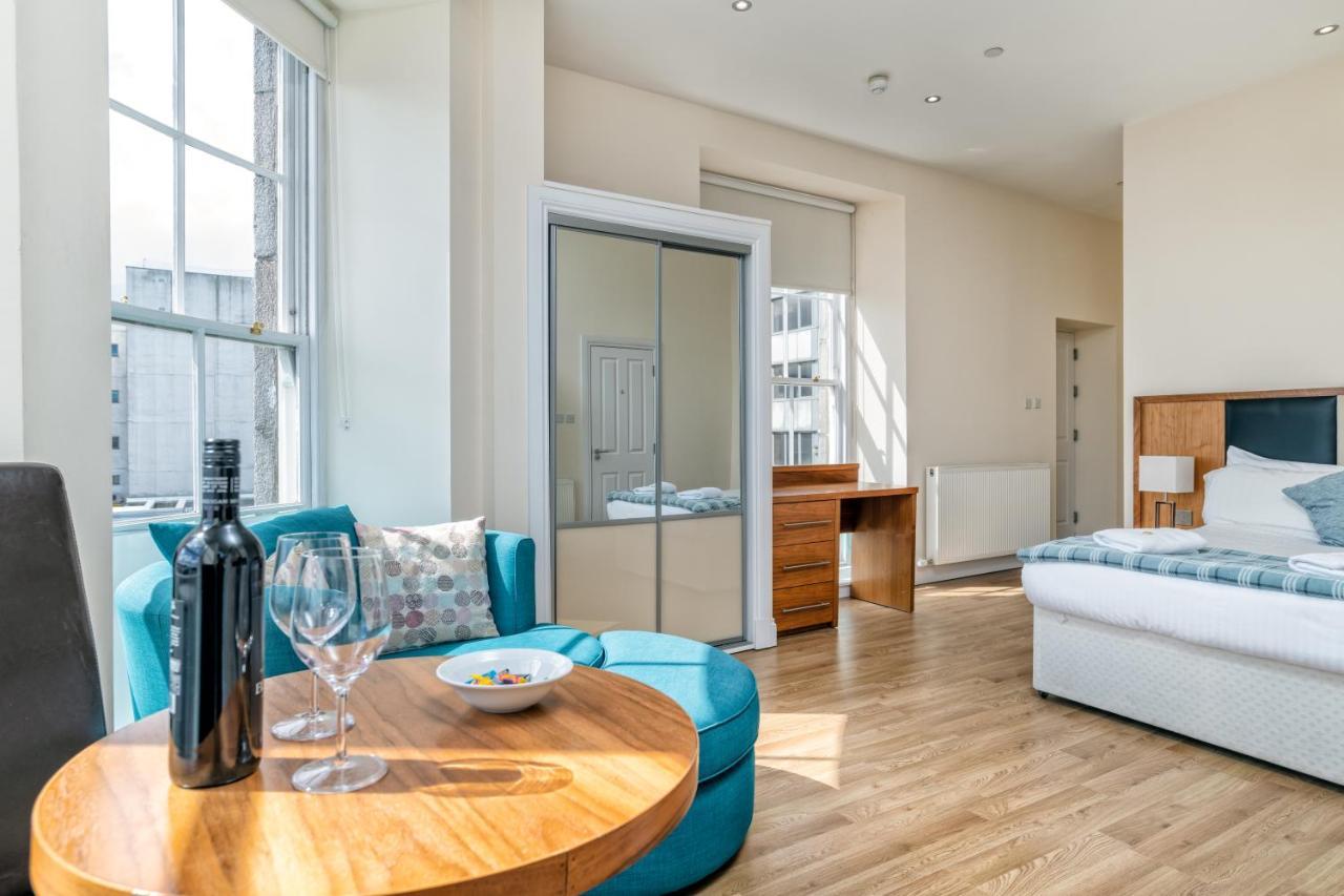 Victoria Court - * Aberdeen