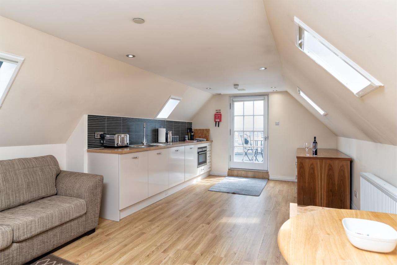 Victoria Court - Aberdeen