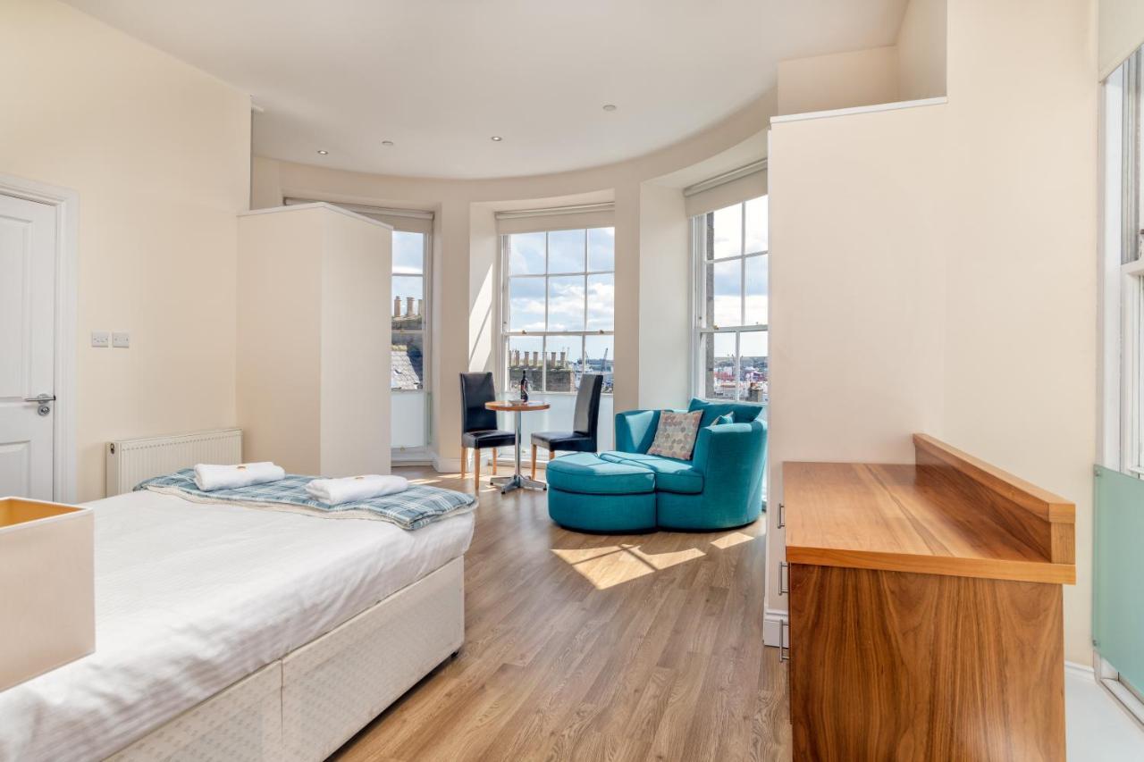 Victoria Court - Aberdeen