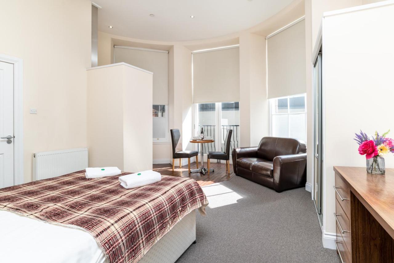 Victoria Court - * Aberdeen