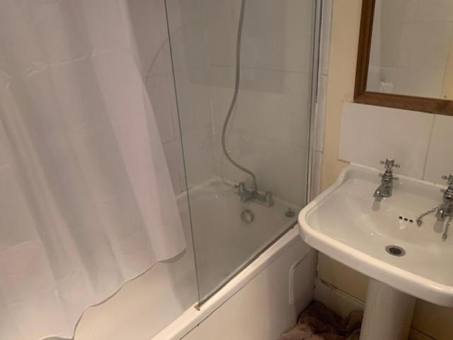 223 Rosemount Place Apartamento