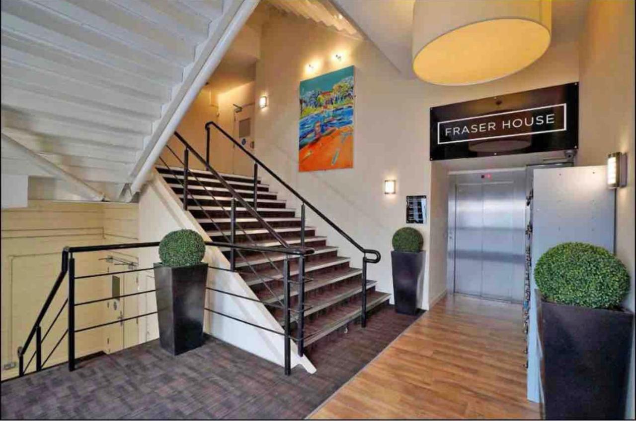 Beach Boulevard View Apt Very Executive 2 Level Apt *