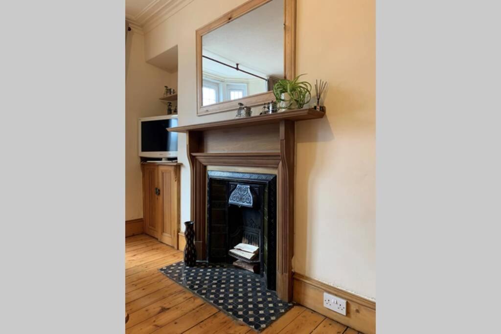 Spacious 2 Bedroom In Aberdeen