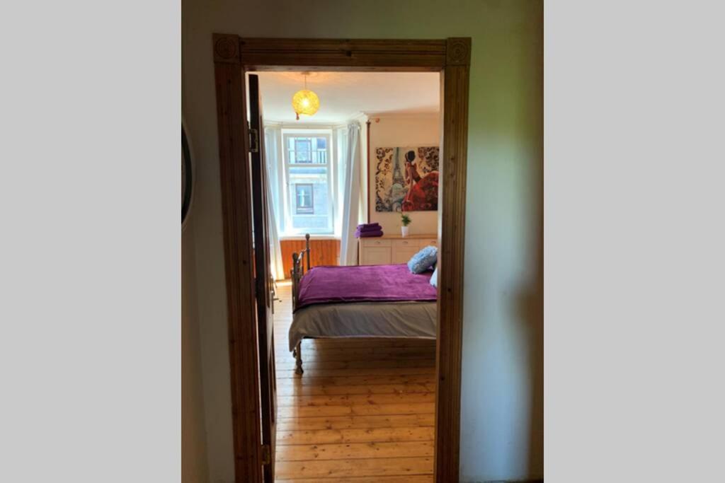 Spacious 2 Bedroom In