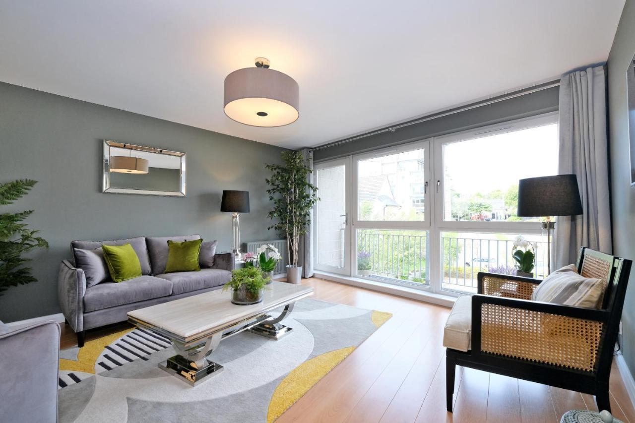 Bright And Spacious With A Balcony And Views Aparthotel Aberdeen