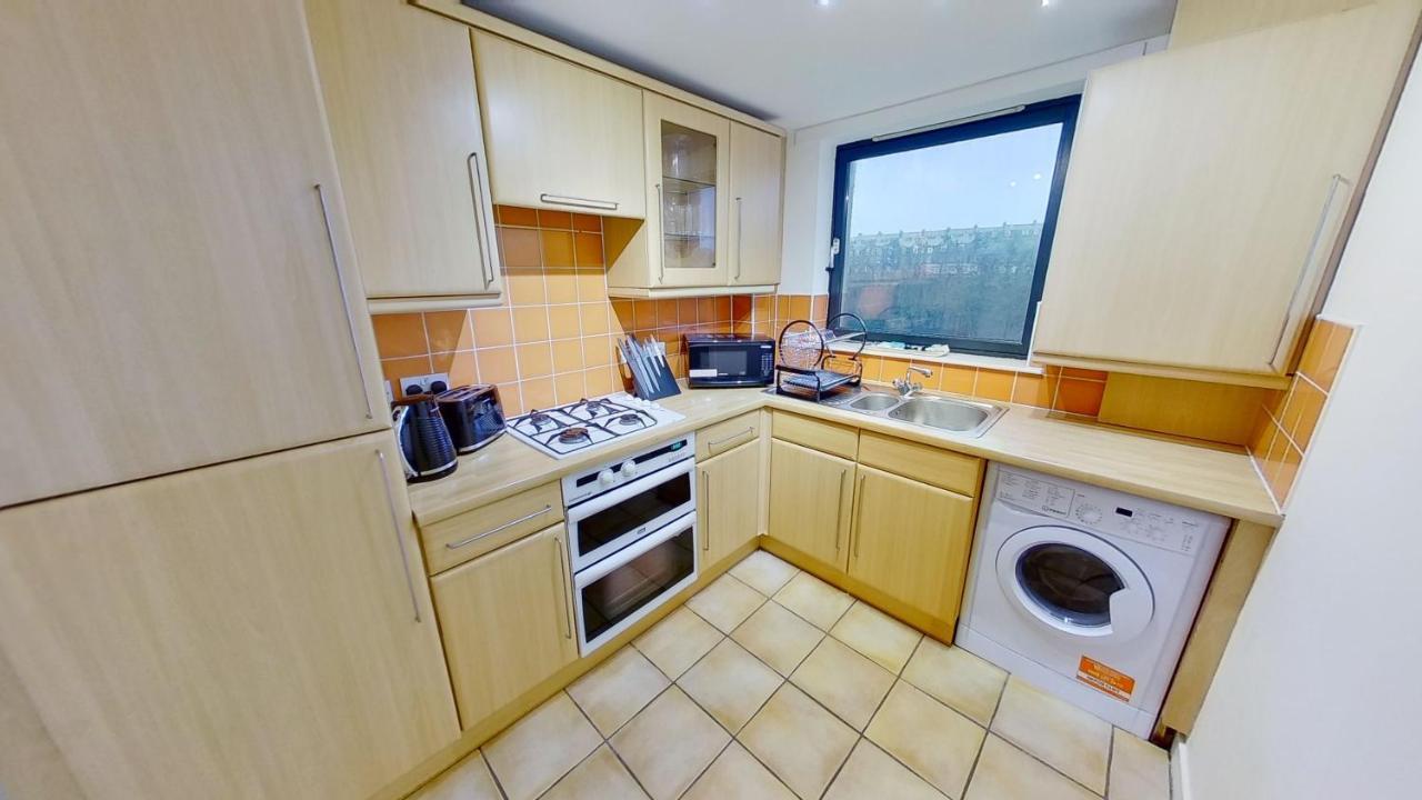 Orangeapartments Riverside Drive,5 Minutes From Centre