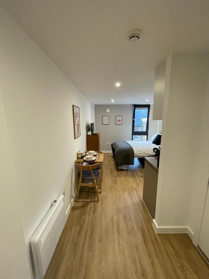Chic And At The Point In Apartment