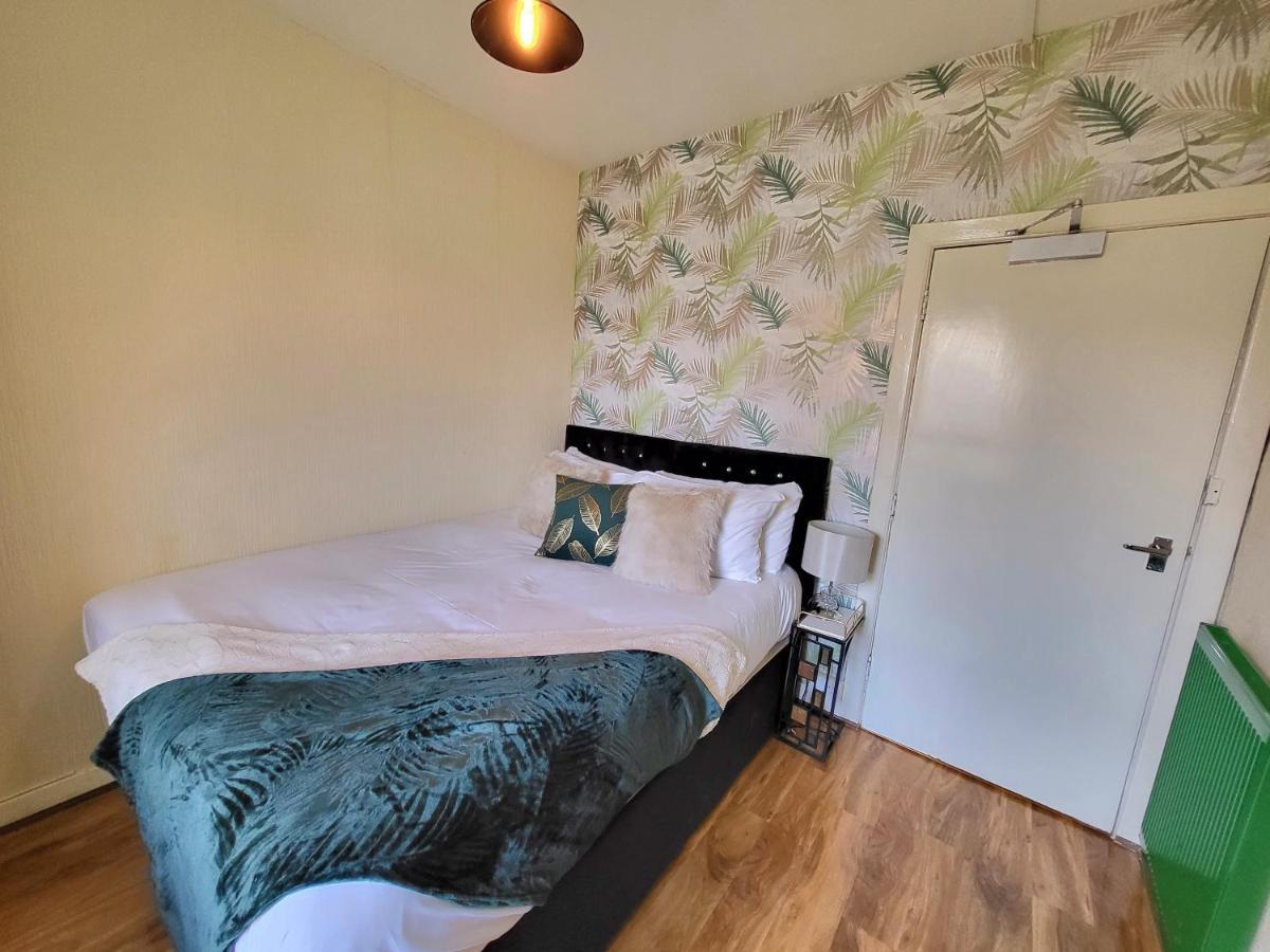 3 Bedroom Aprtmt At Sensational Serviced Aberdeen- Froghall Avenue * Aberdeen
