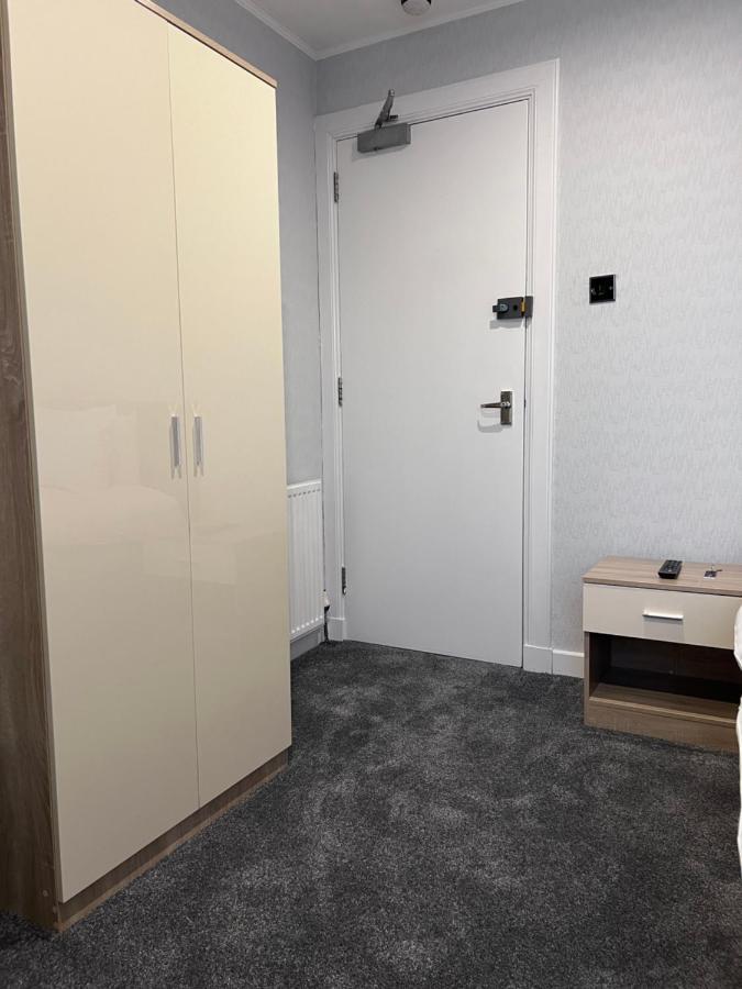 Aberooms * Aberdeen
