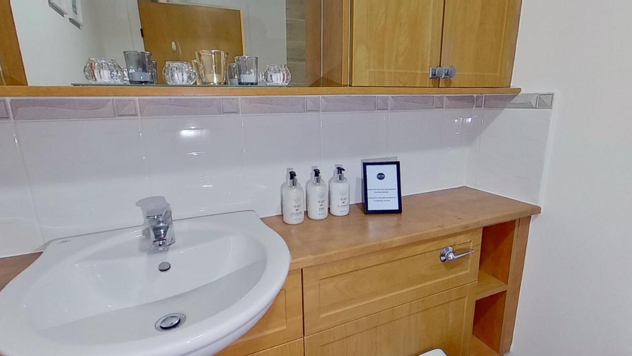Orange Bothwell Road Apartment Aberdeen