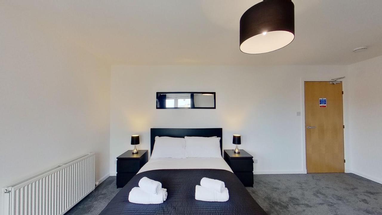 Apartment Orange Bothwell Road