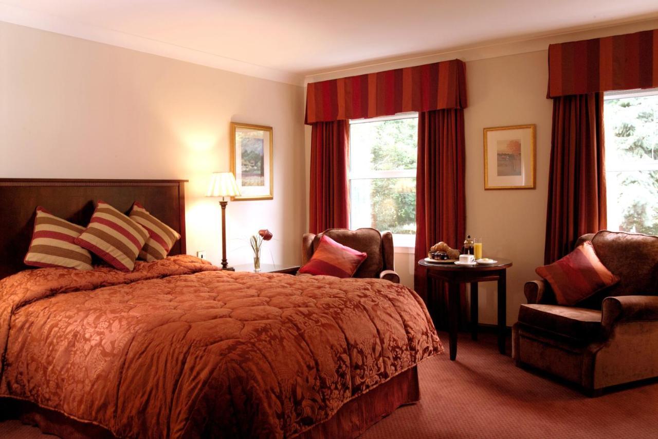 Macdonald Norwood Hall Hotel 4*
