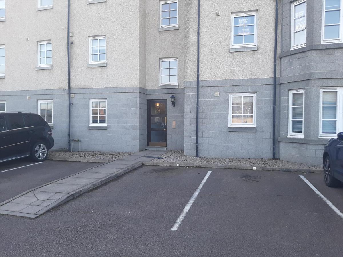Fonthill - Central, Free Parking Off Street Apartment Aberdeen