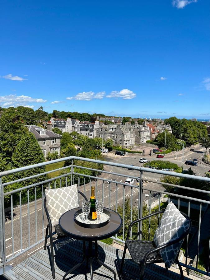Apartment The Residences Penthouse Aberdeen