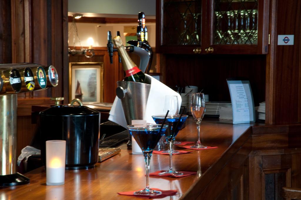 The Mariner Hotel 3*
