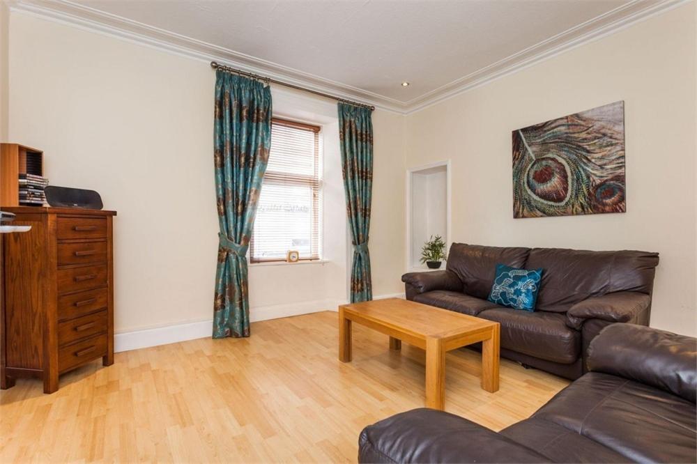 Chapel Street 42b First Floor 1-bedroom Apartment, Center Apartment