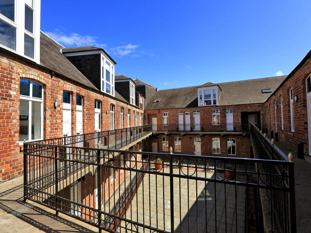 The Hansen Aparthotel