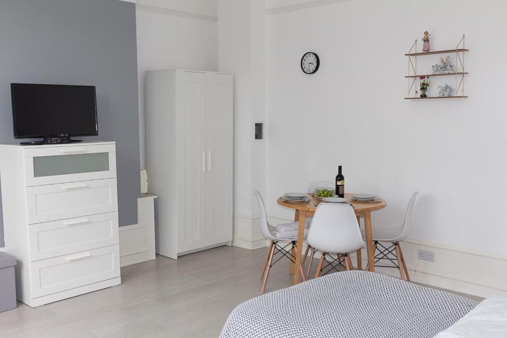 Vion - King Suites * Aberdeen