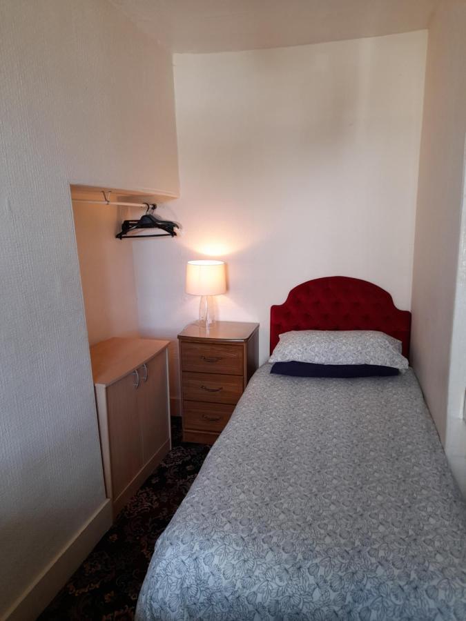 Abacus Central Guest house 3*