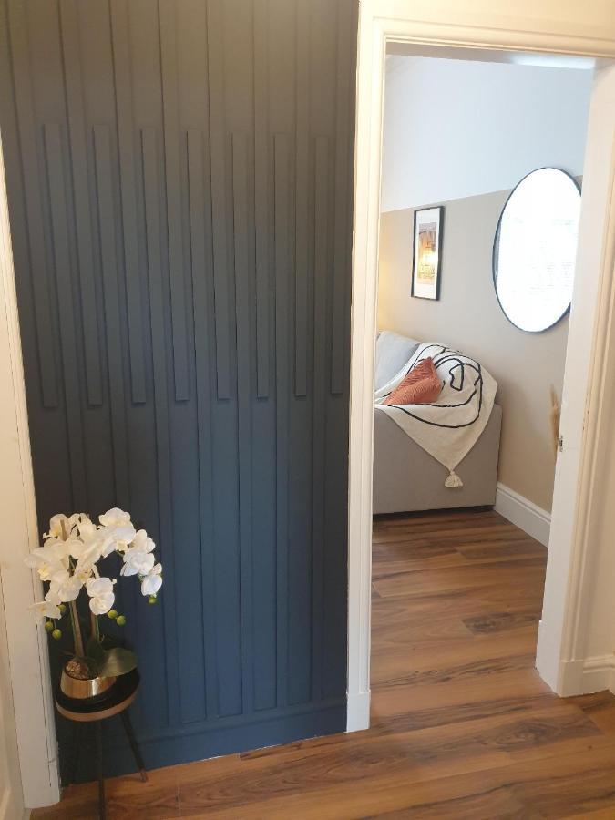 Apartment Sensational West End Living With Bicocca