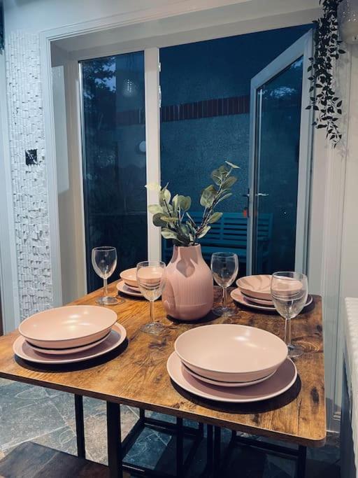 Historic In The Heart Of Old Aberdeen. Holiday home *