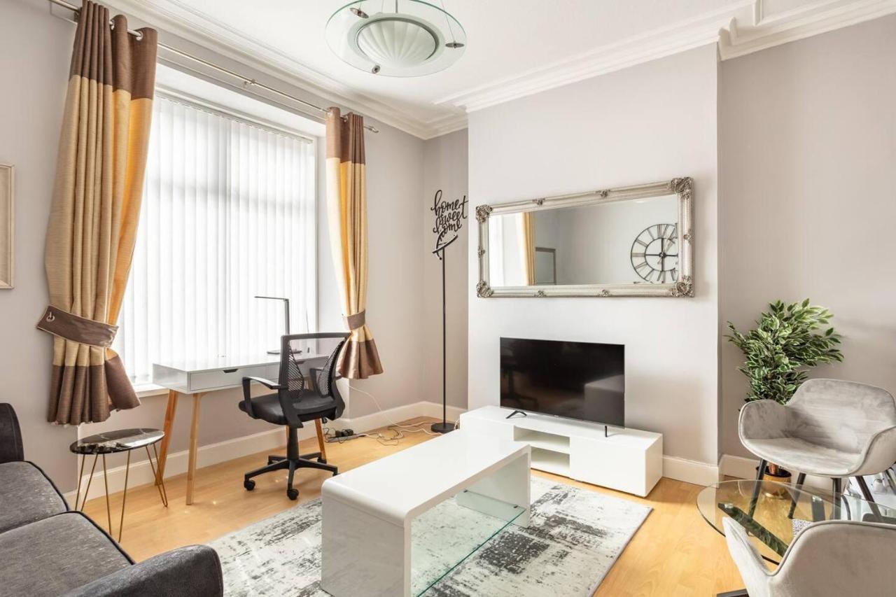 Apartment 1br Summit Holburn - Cosy Flat With Ultrafast Wifi *