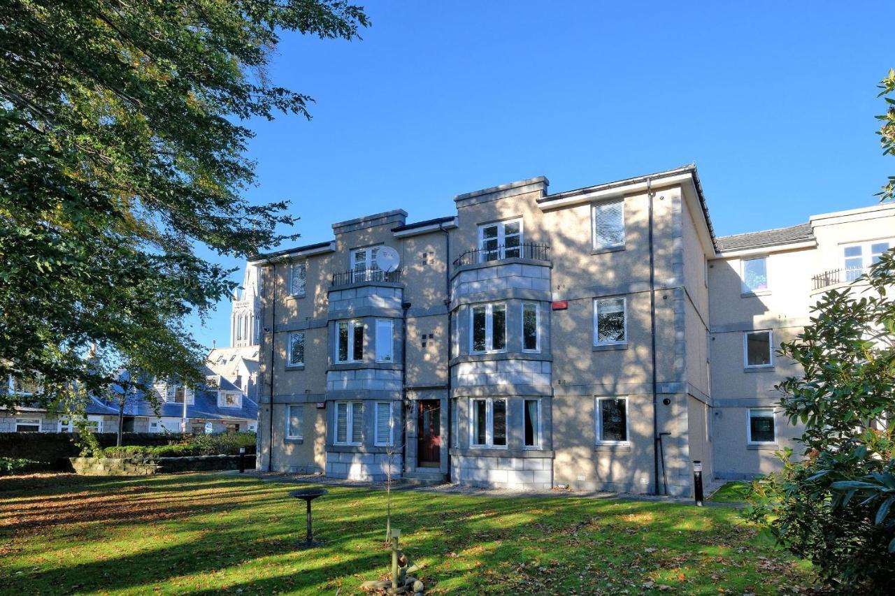 Orange Beechgrove Gardens Apartment Aberdeen