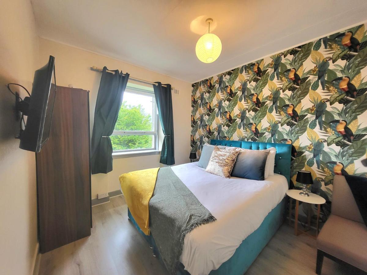 Apartment Sensational Stay: Family Business With Balcony *