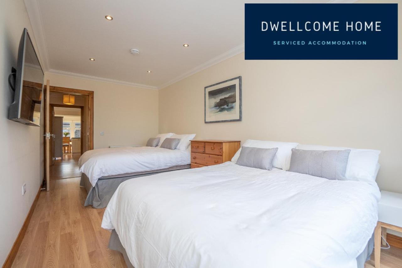 Dwellcome Home: Spacious Garden House With High-speed Wi-fi Holiday home *