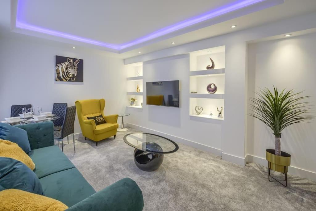 Vion Apartment- Westerton *