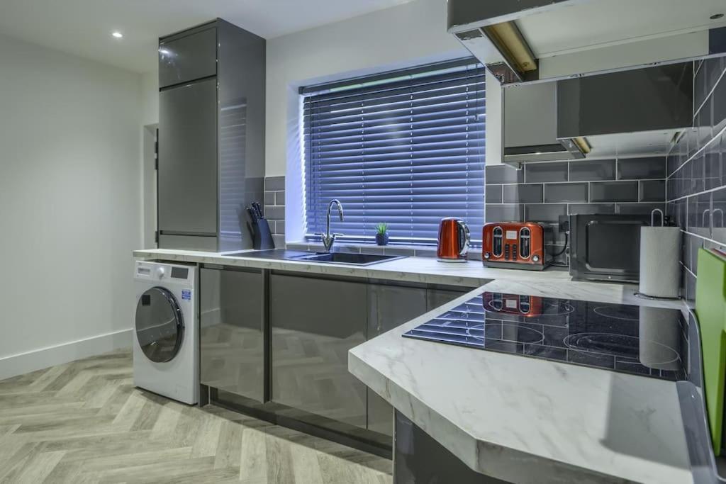 Vion Apartment- Westerton