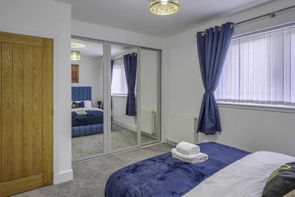 Vion Apartment- Westerton Holiday home