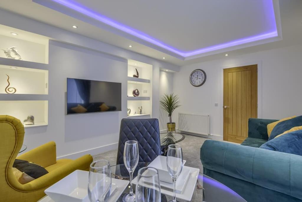 Vion Apartment- Westerton *