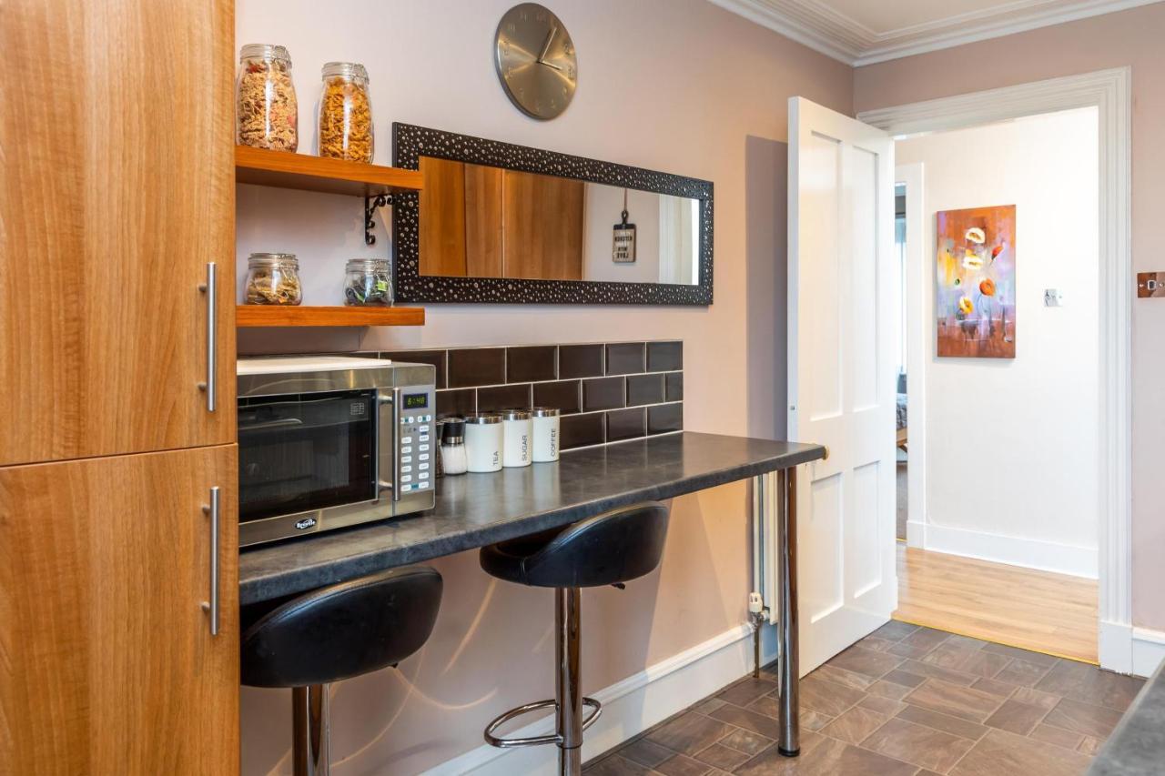 Modern Free Parking Apartment Aberdeen