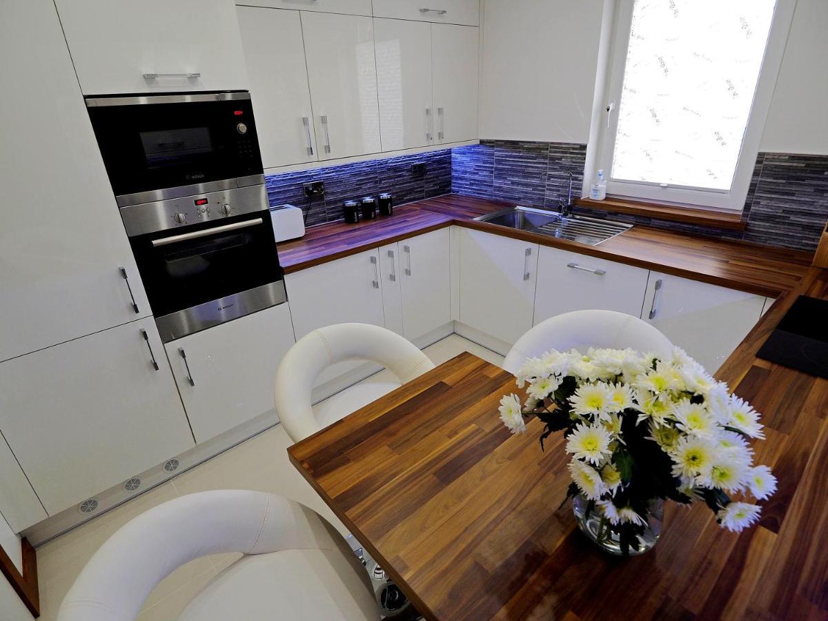 Private In Modern Homestay