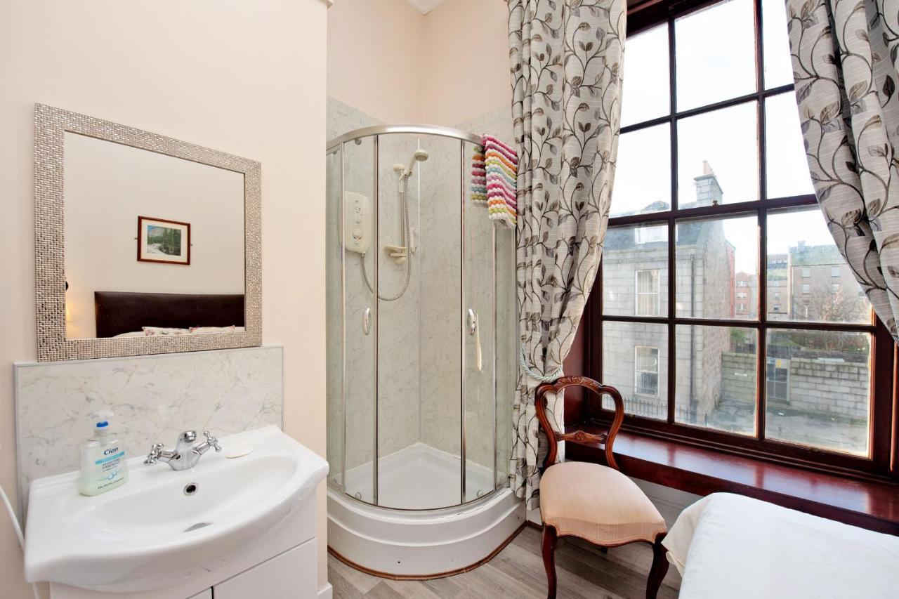 Shah Zaki Casa Bella Guest house