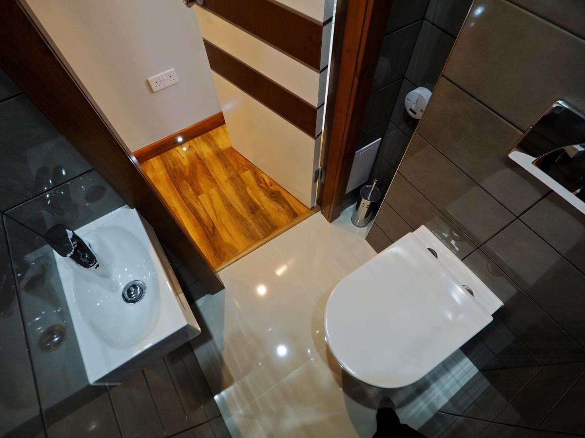 Homestay Private In Modern *