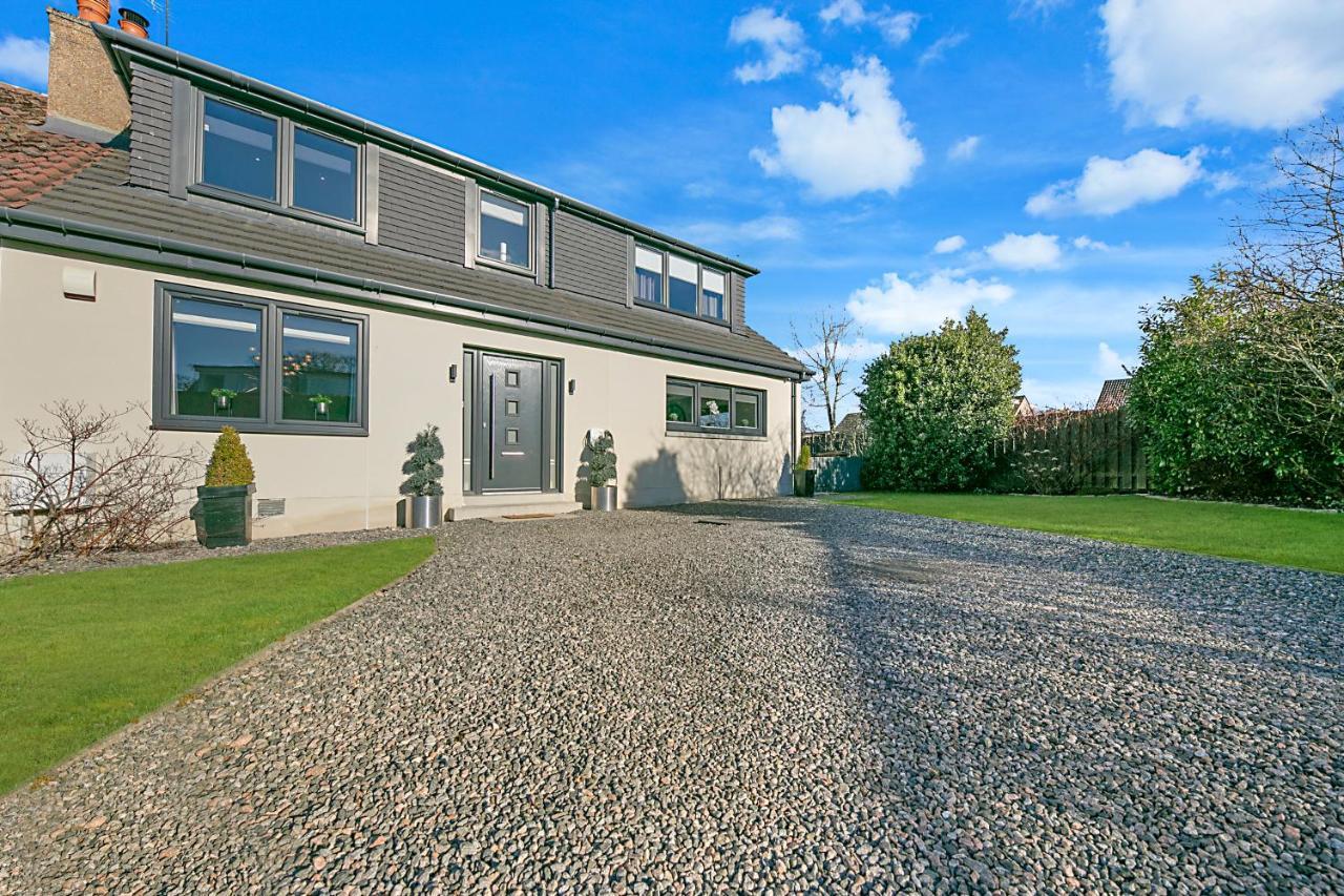 Countesswells Crescent ✪ Grampian Lettings Ltd Villa Aberdeen