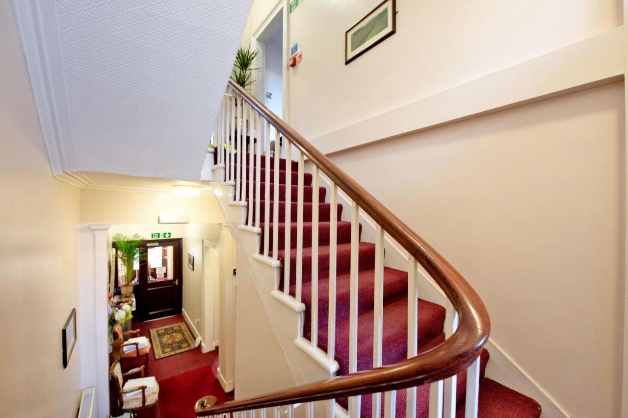 Grandmansion-9br-sleeps17-parking-corporategroups Holiday home *