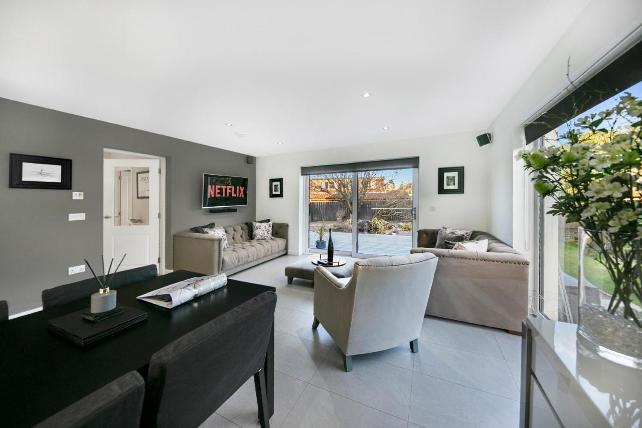 Countesswells Crescent ✪ Grampian Lettings Ltd Villa Aberdeen
