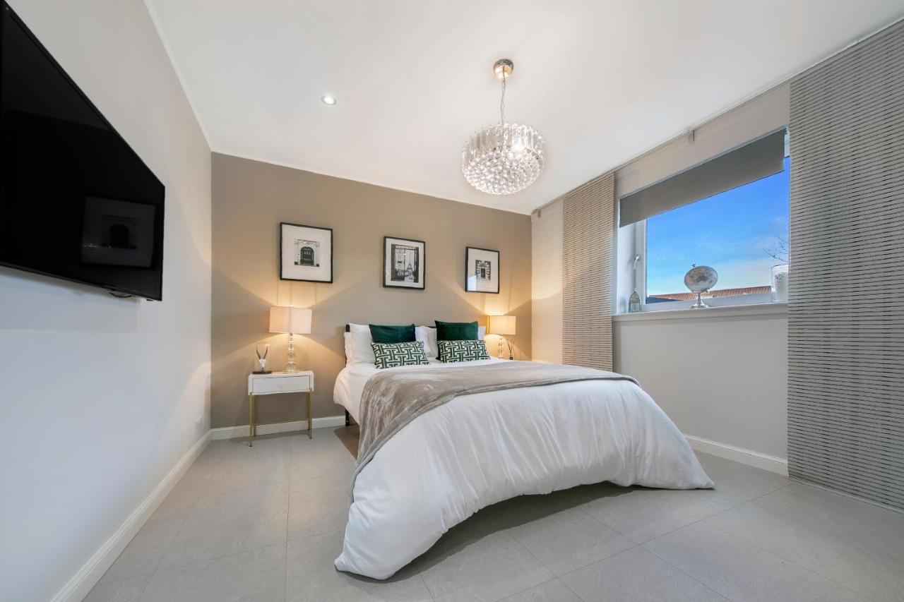 Countesswells Crescent ✪ Grampian Lettings Ltd Villa *