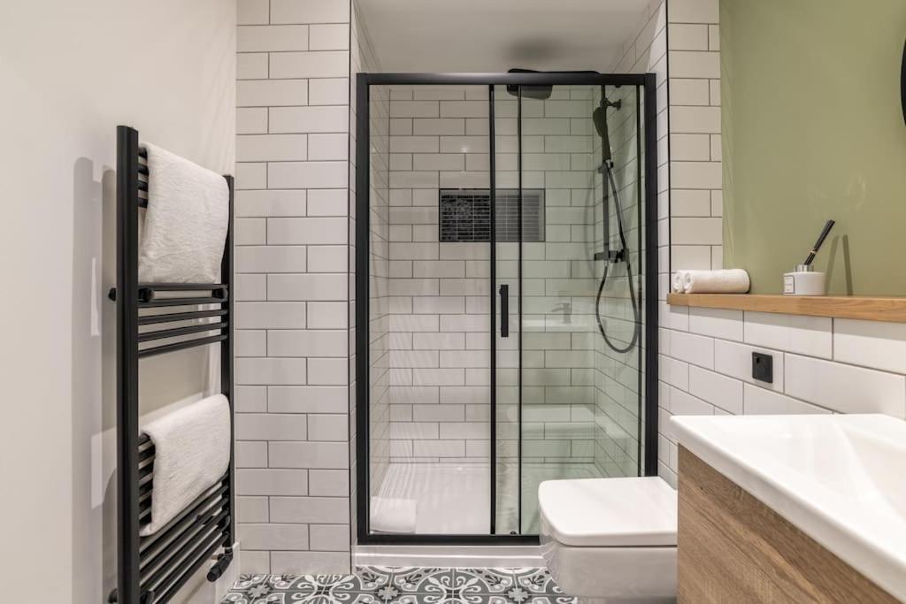 Apartment Remodelled Luxury 3 Bed Aberdeen