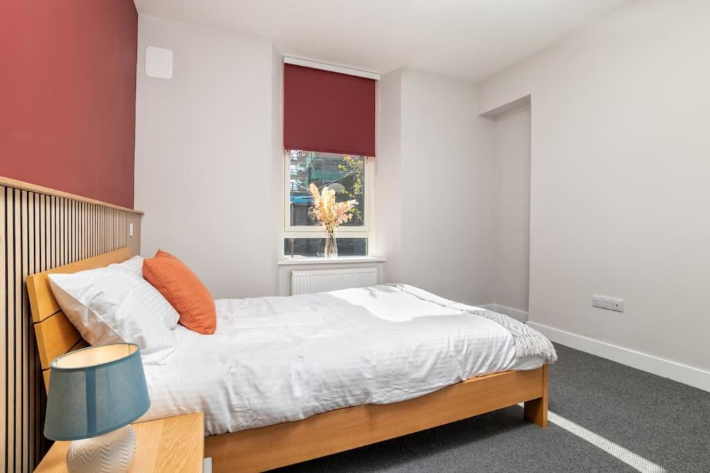Heart Of * Ground Floor Apartment *