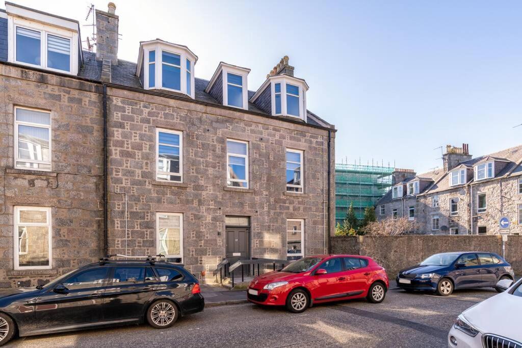 Remodelled Luxury 3 Bed * Aberdeen