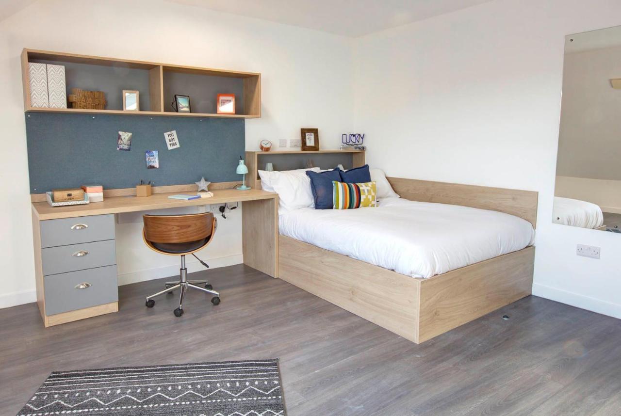 Spacious Studios And Ensuites At Caledon Court In Aberdeen *