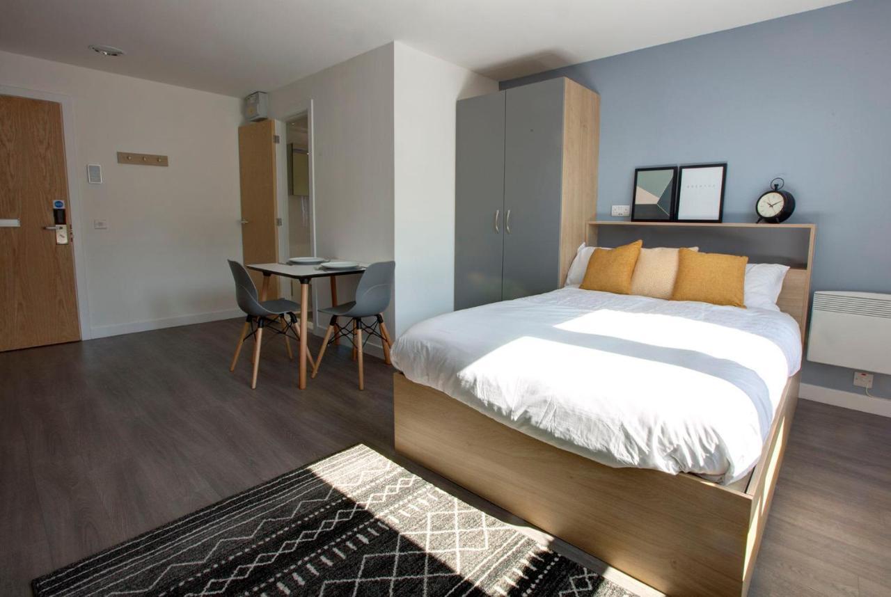 Spacious Studios And Ensuites At Caledon Court In Aberdeen Apartment *