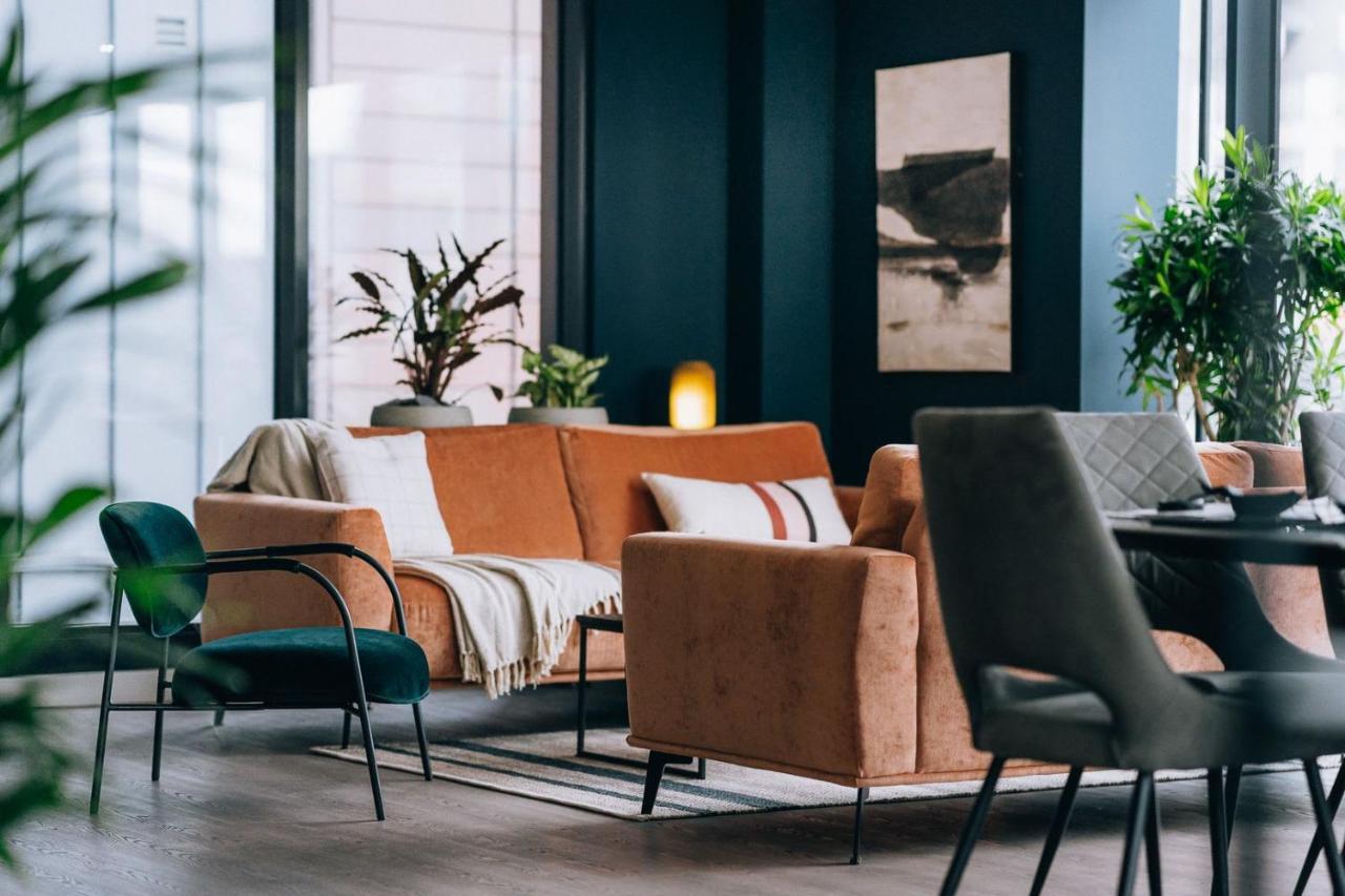 Chic And At The Point In *
