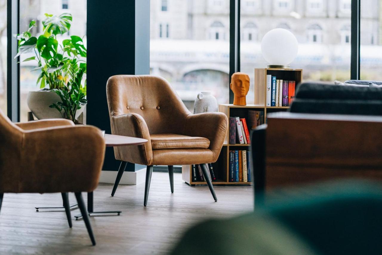 Apartment Chic And At The Point In Aberdeen