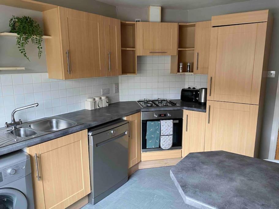 Spacious Ground Floor 2 Bed By Lains Lettings Apartamento Aberdeen